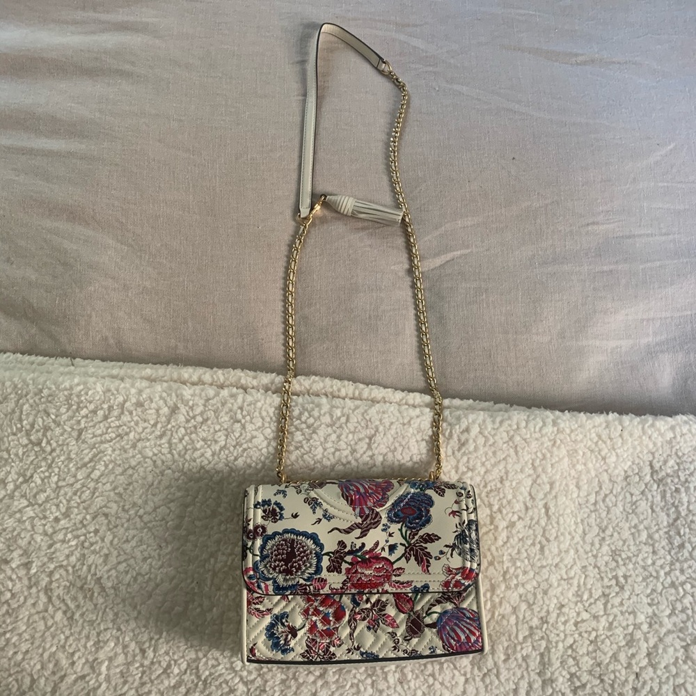 Like new Tory Burch crossbody